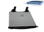 DT Spare Parts - Intercooler, L: 685 mm, W: 892 mm, T: 66 mm - 3.16222