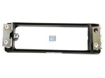 DT Spare Parts - Bracket, auxiliary lamp, right - 5.81251