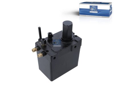 DT Spare Parts - Cabin tilt pump, 570 ml, M12 x 1,5, M12 x 1,5, L: 130 mm, W: 87 mm, H: 121 mm, 400 bar - 3.84004