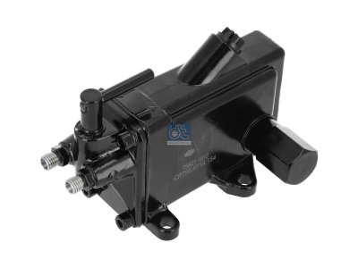 DT Spare Parts - Cabin tilt pump, 280 ml, M12 x 1,5, L: 94 mm, W: 56 mm, H: 205 mm - 4.62154