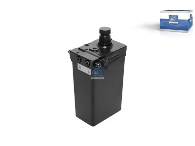 DT Spare Parts - Cabin tilt pump, 650 ml, M12 x 1,5, M10 x 1,5, L: 130 mm, W: 87 mm, H: 210 mm, 280 bar - 4.62156
