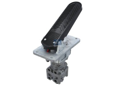 DT Spare Parts - Foot brake valve, M12 x 1,5, M16 x 1,5, max. 10 bar - 5.70157