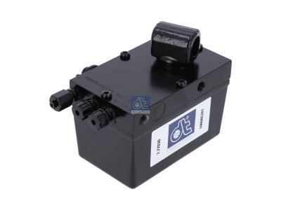 DT Spare Parts - Cabin tilt pump, 310 ml, M12 x 1,5, M12 x 1,5, L: 130 mm, W: 80 mm, H: 101 mm, 280 bar, Pov: 370 bar - 7.77030